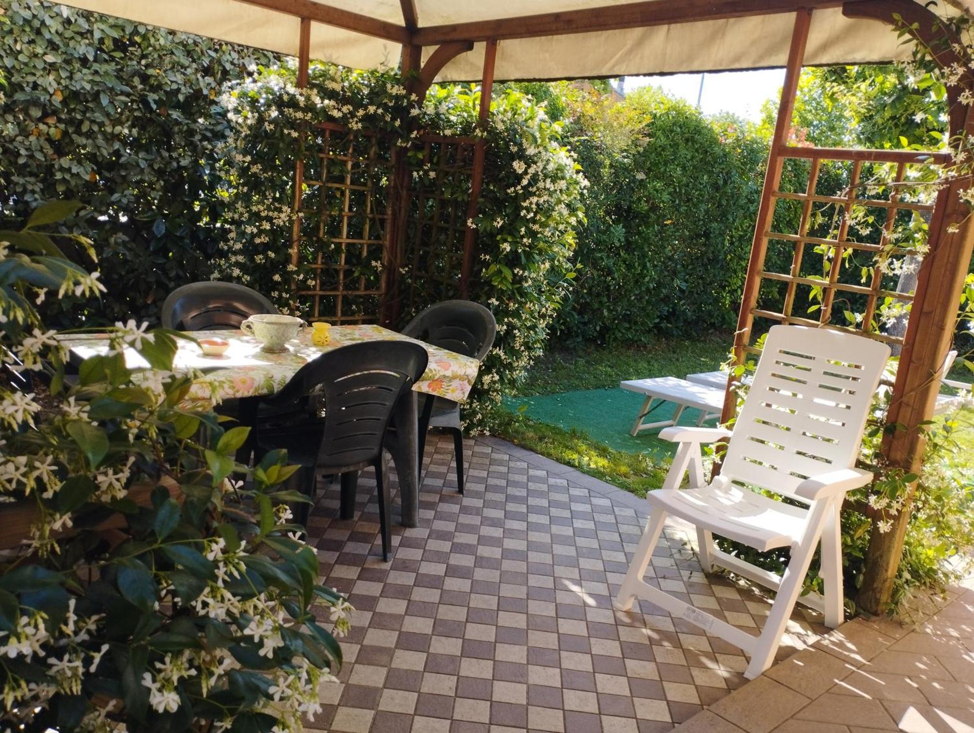 Melody House - Dependance Villa Castel del Bosco  Екстериор снимка